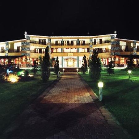 Le Chalet كسانثي المظهر الخارجي الصورة