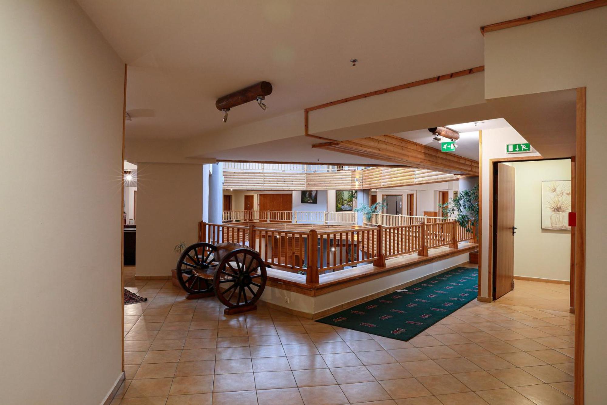 Le Chalet كسانثي المظهر الخارجي الصورة